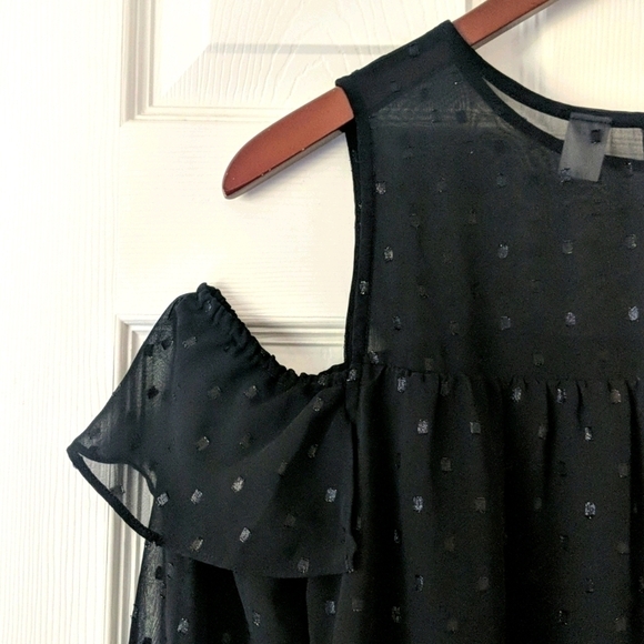 Old Navy Cold Shoulder Flowy Babydoll Top Black Small - Picture 12 of 12